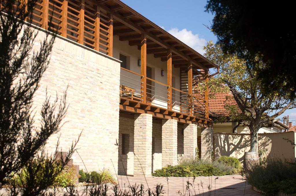 Frittmann Borhaz Bed & Breakfast Soltvadkert Exterior photo