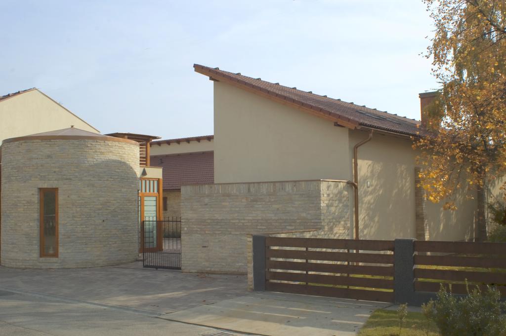 Frittmann Borhaz Bed & Breakfast Soltvadkert Exterior photo
